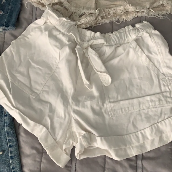 bundle of shorts - Picture 2 of 5